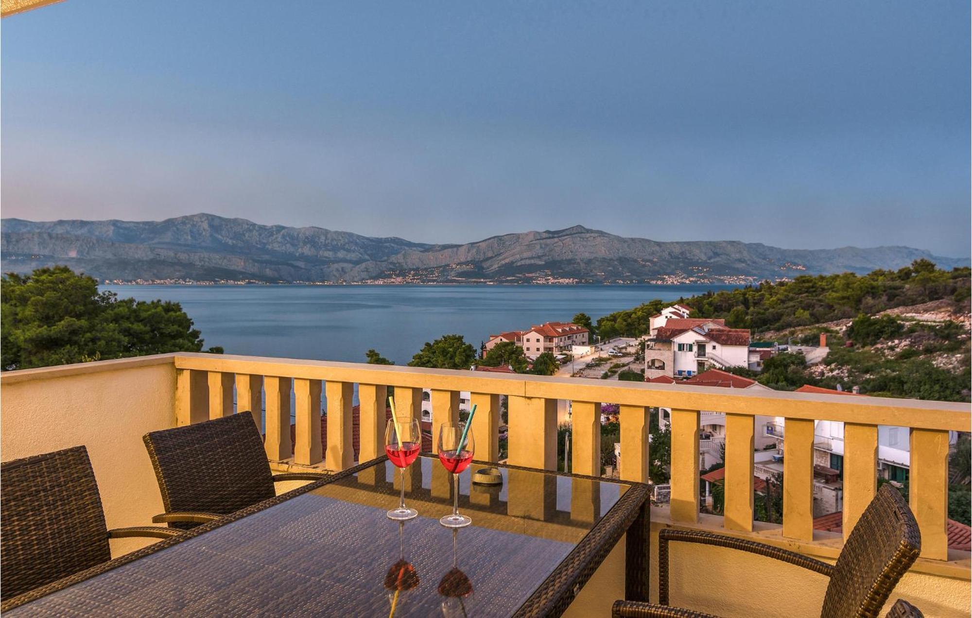 Holiday home Mala Lozna Postira Zewnętrze zdjęcie