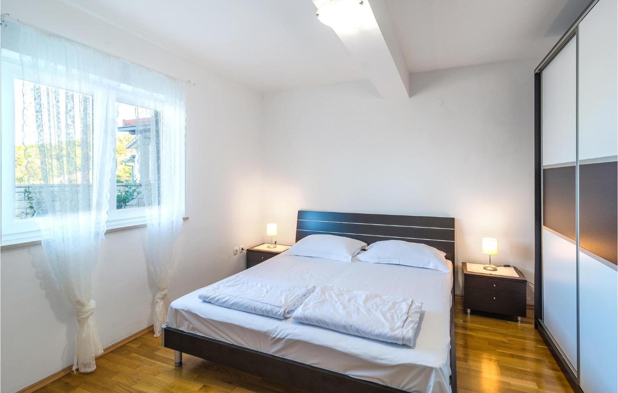 Holiday home Mala Lozna Postira Zewnętrze zdjęcie