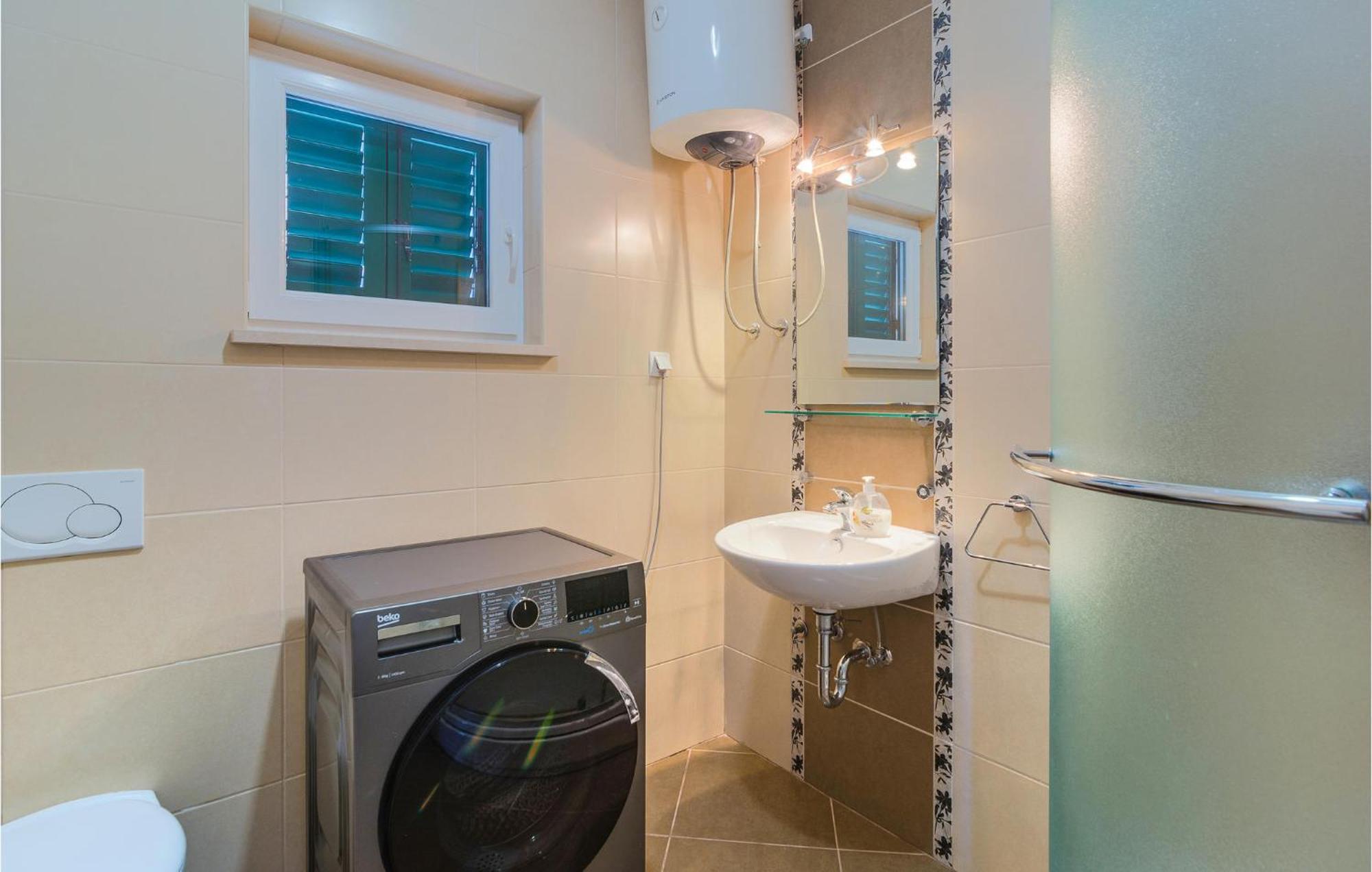 Holiday home Mala Lozna Postira Zewnętrze zdjęcie